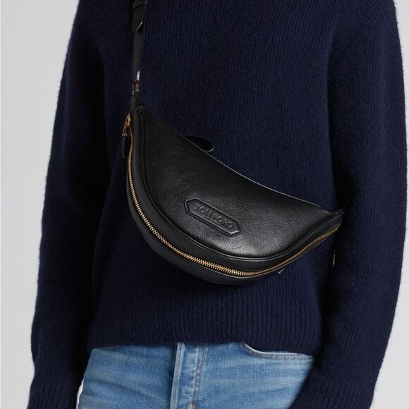 Tom Ford Black Crescent Leather Crossbody Sling Bag NWT - Picture 2 of 9